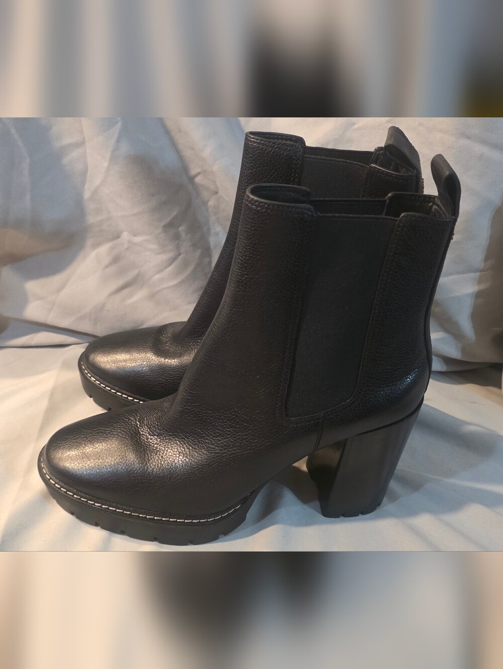 Tory Burch Carson Lug Sole High Heel Boots Black Leather Women SZ 11 NWOB Defect